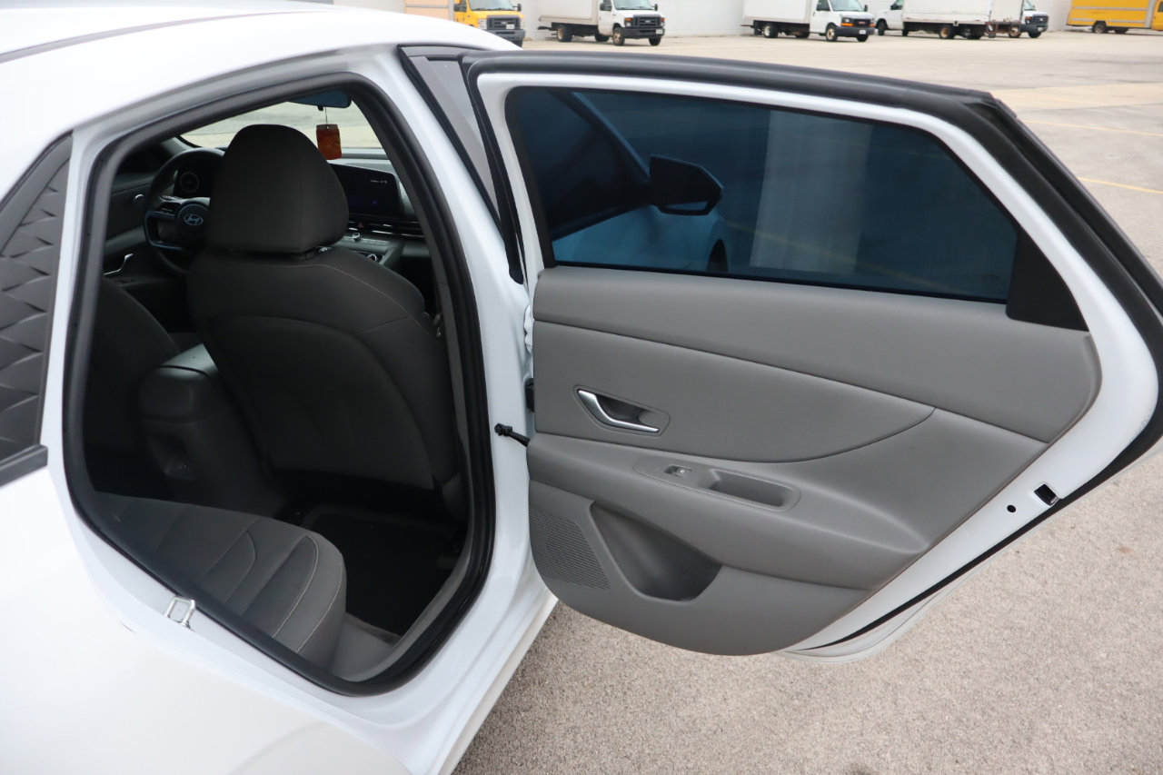 Used 2024 Hyundai Elantra SEL image 15