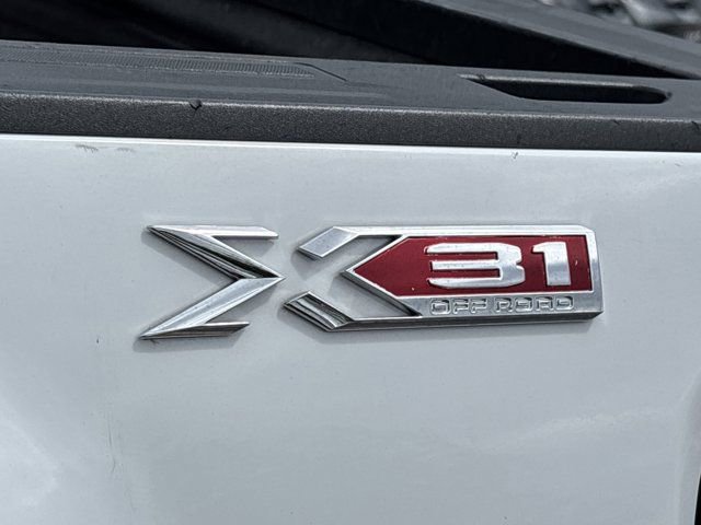 Used 2024 GMC Sierra 2500 Pro AWD/4WD image 16