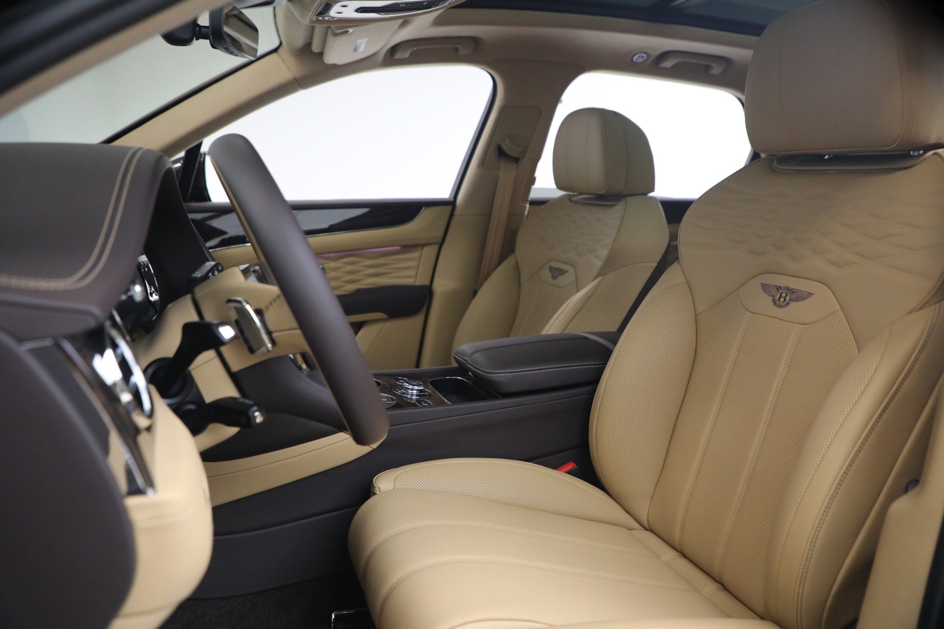 New 2026 Bentley Bentayga AWD/4WD image 21
