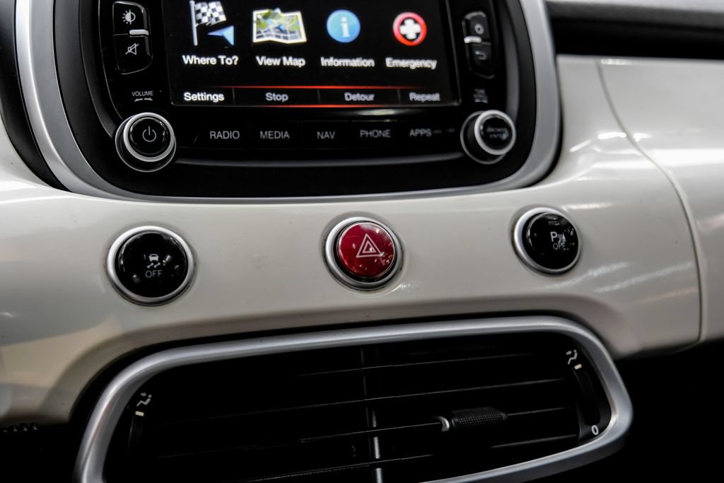Used 2016 FIAT 500X Lounge FWD image 31