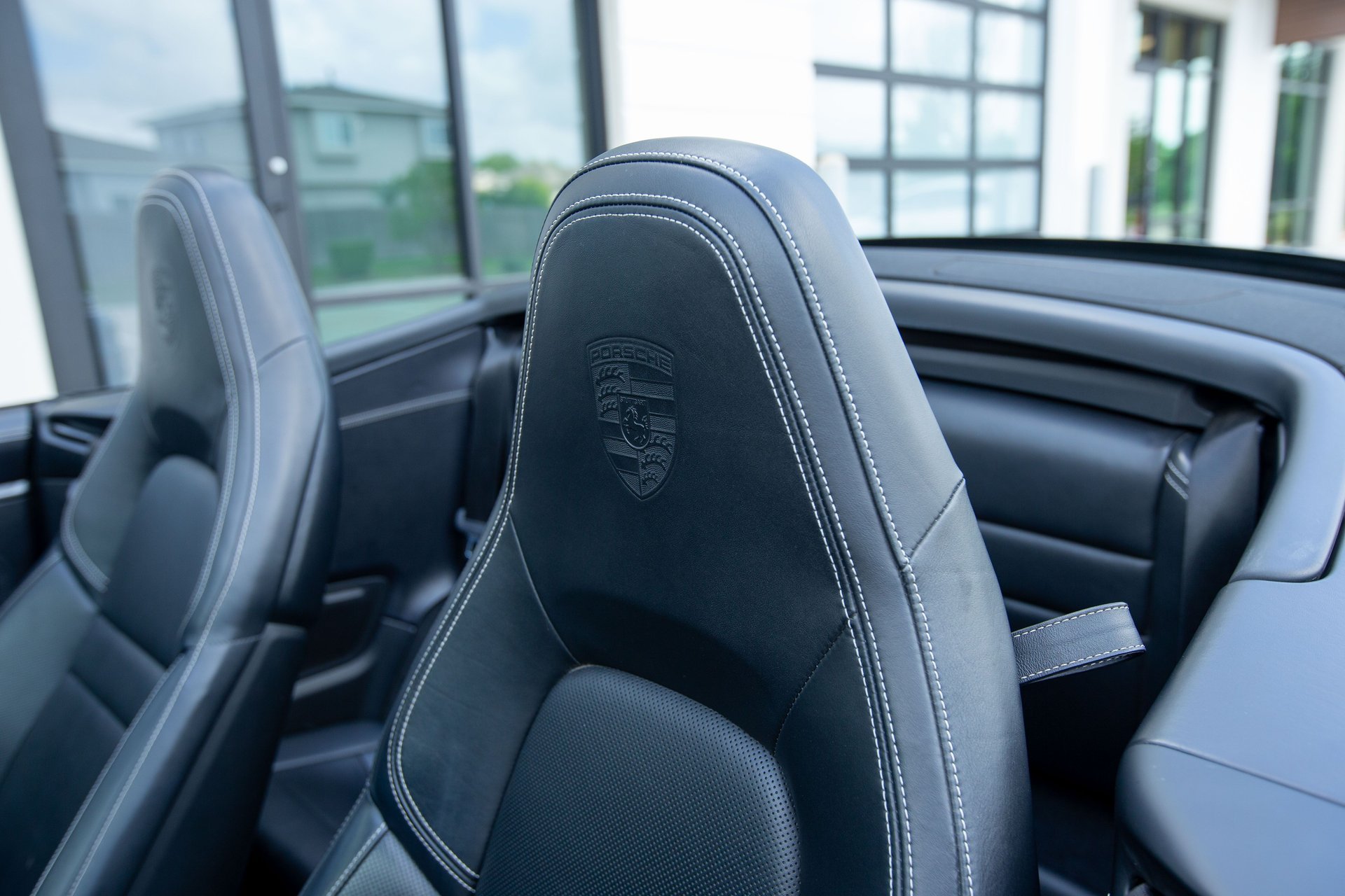 Used 2021 Porsche 911 Carrera S w/ Premium Package RWD image 24
