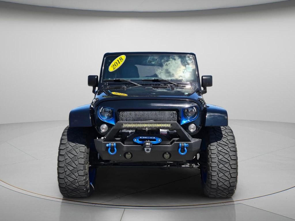 Used 2018 Jeep Wrangler Unlimited Sahara image 4