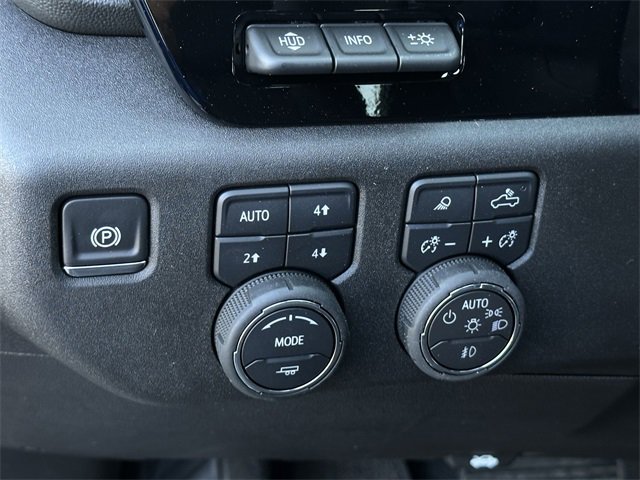 New 2026 Chevrolet Silverado 1500 High Country w/ Midnight Edition image 18