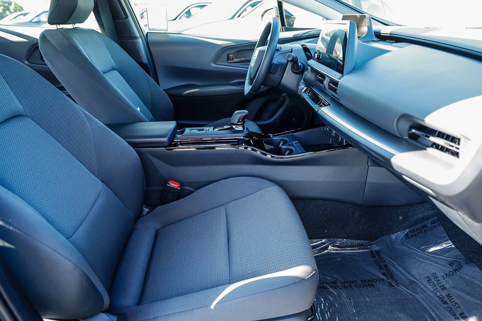 Used 2026 Toyota Prius LE FWD image 16