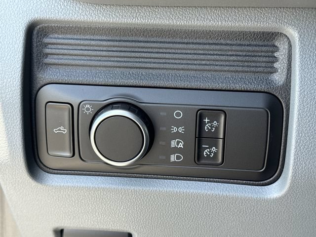 New 2026 Ford F350 XL w/ XL Off-Road Package AWD/4WD image 18