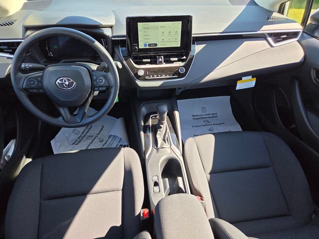 Used 2026 Toyota Corolla LE FWD image 9
