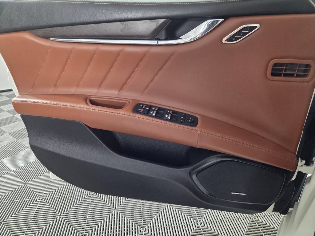 Used 2023 Maserati Quattroporte GT RWD image 20