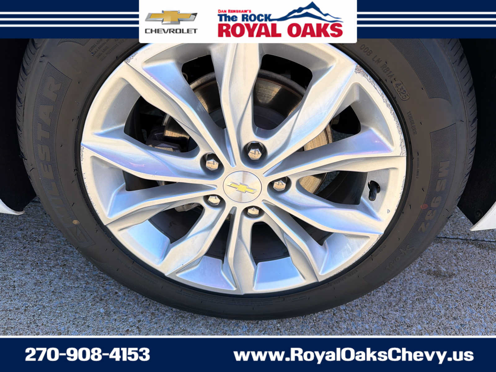 Used 2025 Chevrolet Malibu LT FWD image 27