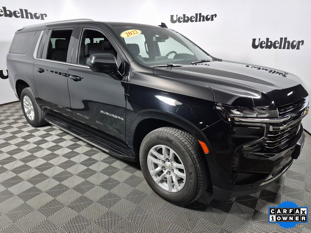 Used 2022 Chevrolet Suburban LT image 1