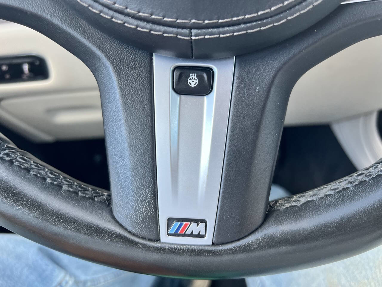 Used 2019 BMW X7 xDrive50i w/ Dynamic Handling Package image 26