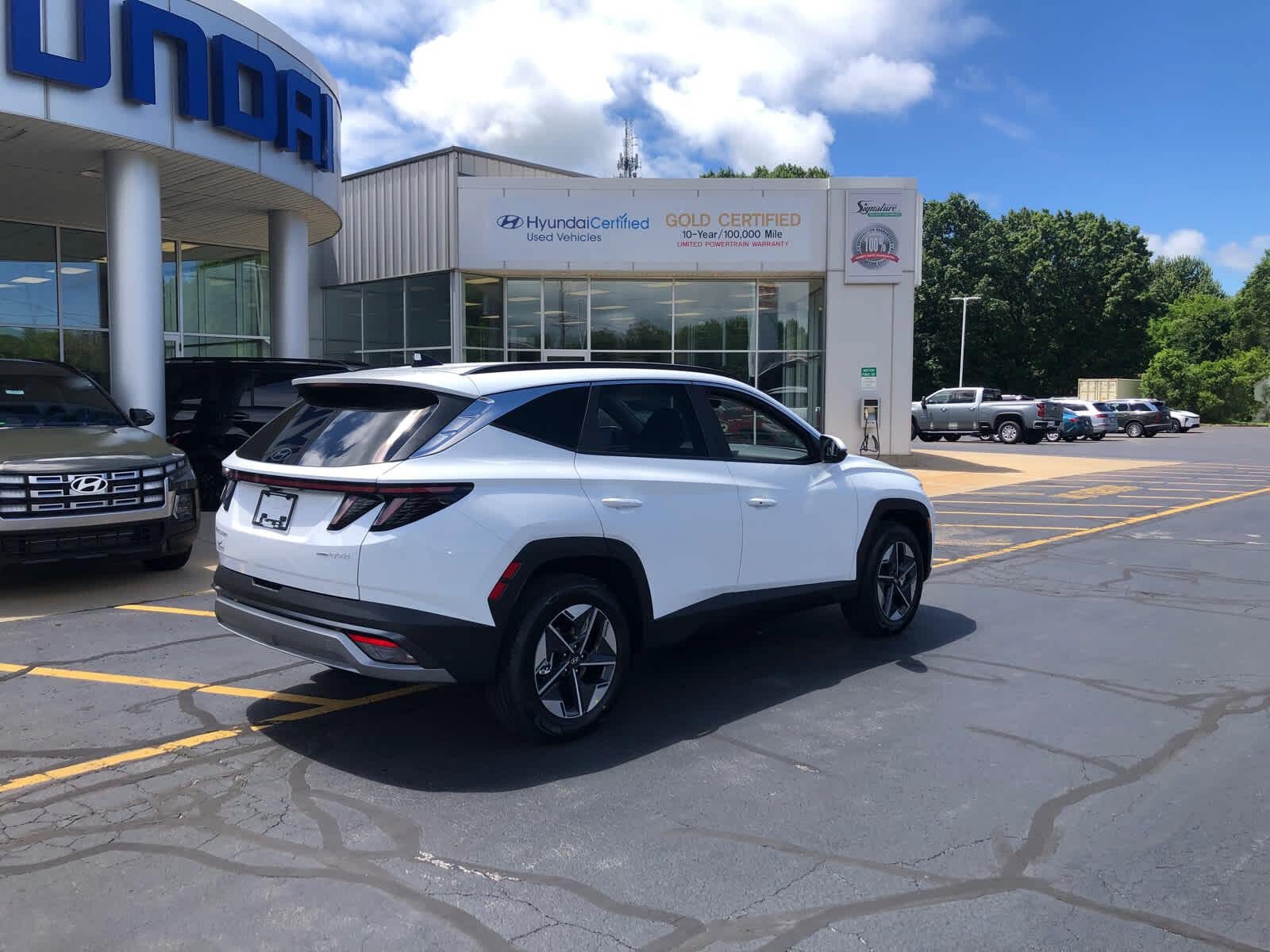 New 2026 Hyundai Tucson SEL AWD/4WD image 2