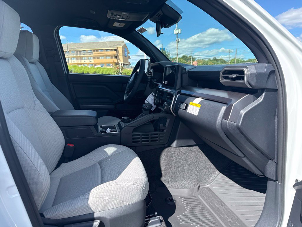 New 2026 Toyota 4Runner SR5 AWD/4WD image 5