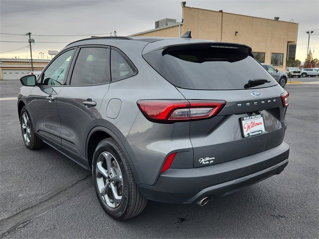 Used 2025 Ford Escape ST-Line image 5