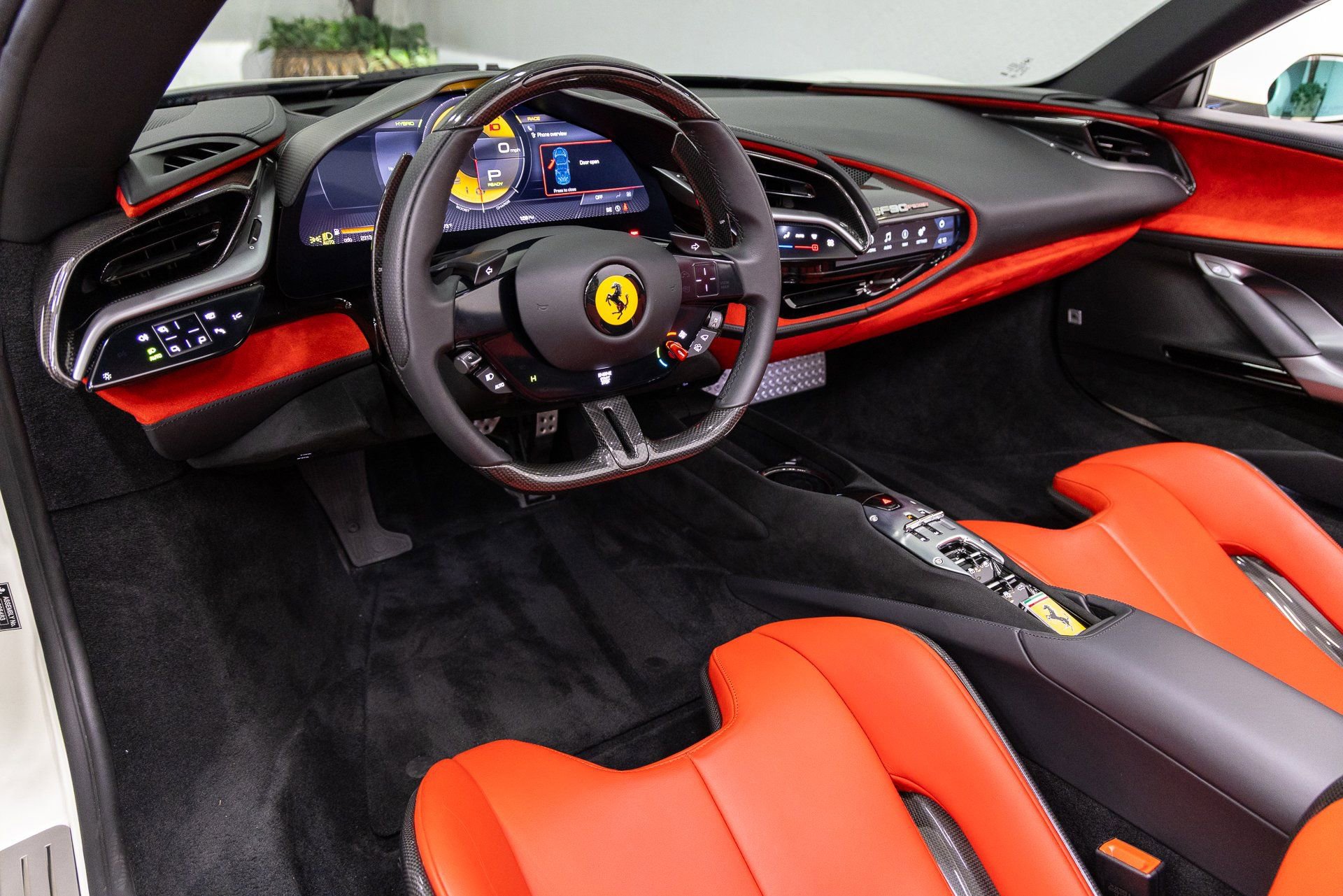 Used 2024 Ferrari SF90 Spider image 6