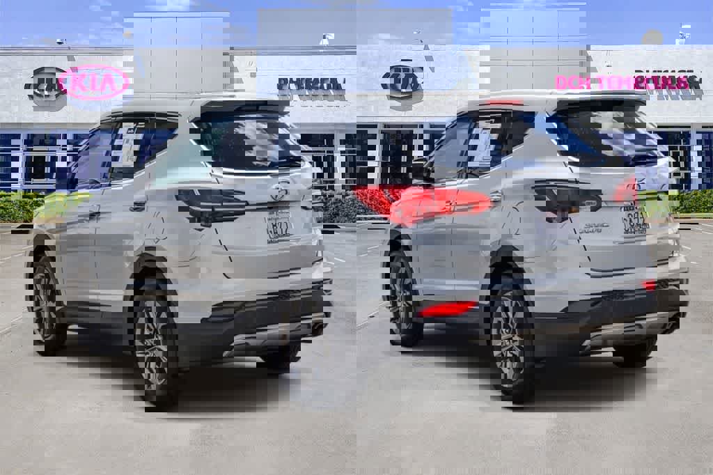 Used 2013 Hyundai Santa Fe Sport w/ Technology Pkg FWD image 6