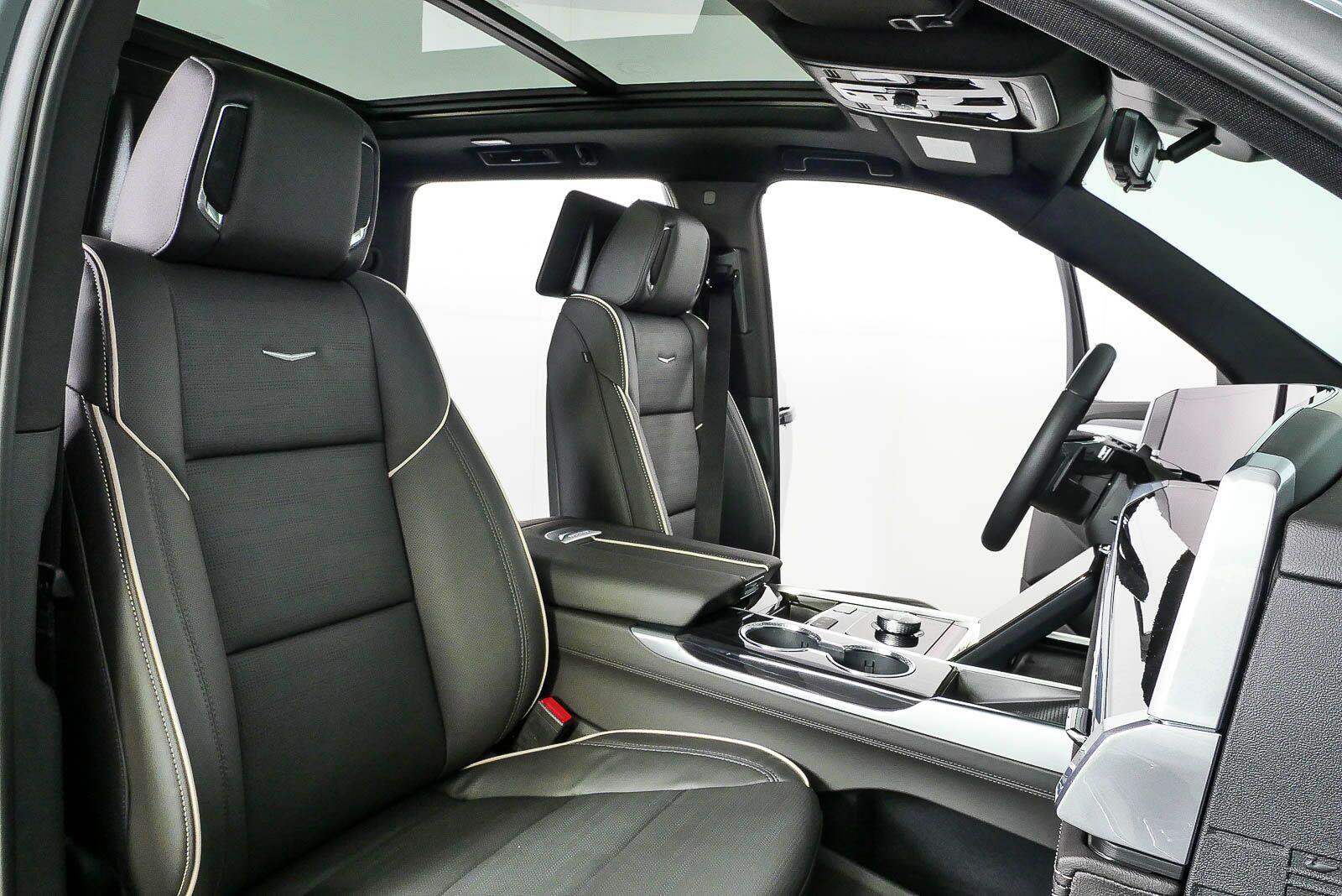 New 2026 Cadillac Escalade Sport w/ Touring Package AWD/4WD image 25