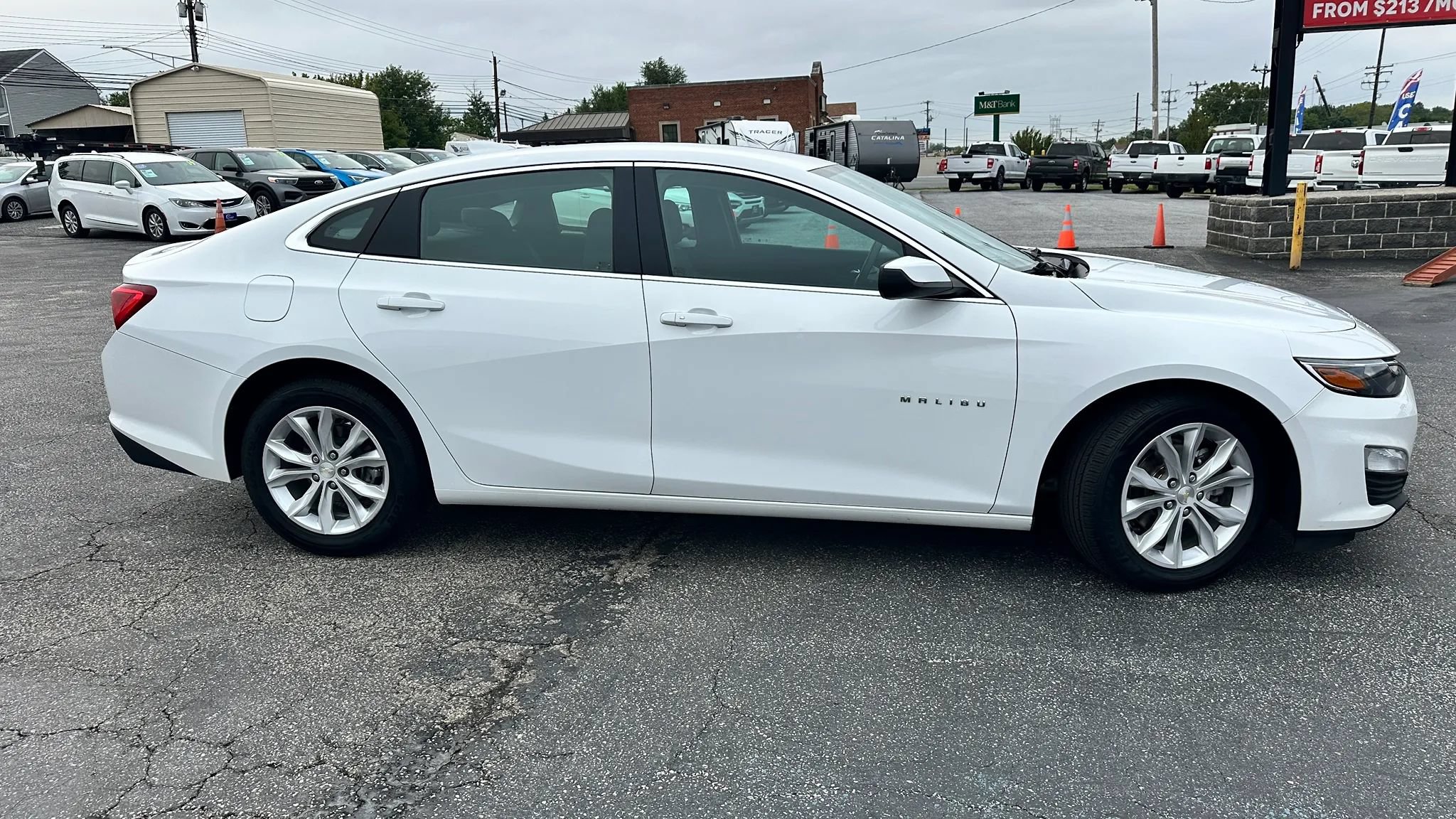 Used 2023 Chevrolet Malibu LT FWD image 4