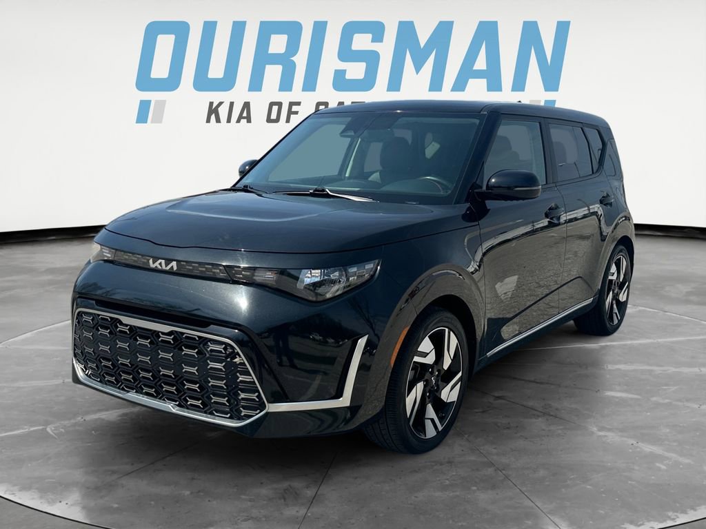Used 2023 Kia Soul GT-Line image 2