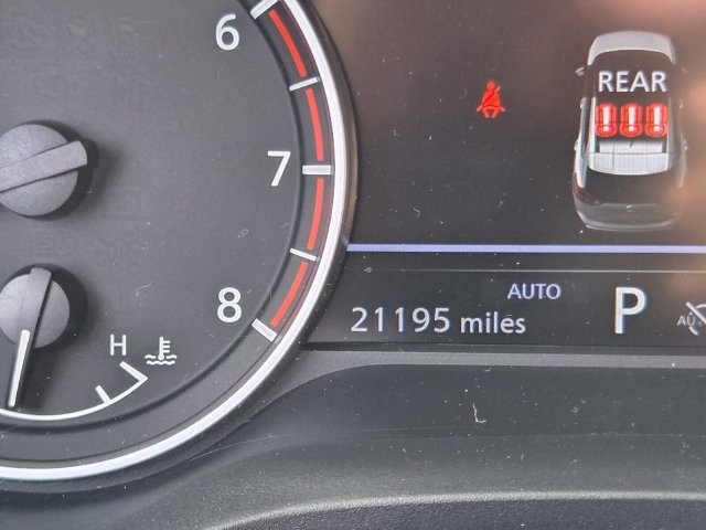 Used 2025 Nissan Rogue SV AWD/4WD image 30