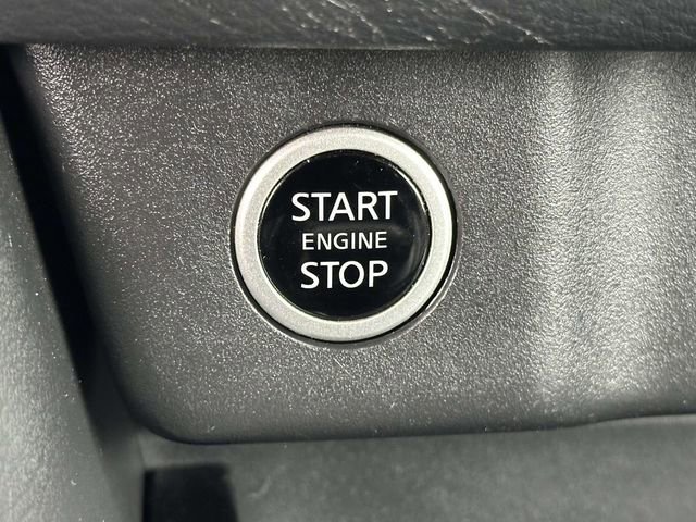 Used 2023 Nissan Rogue SV w/ SV Premium Package image 23