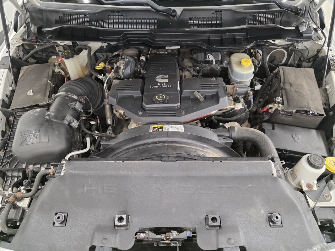 Used 2014 RAM 3500 Laramie AWD/4WD image 60