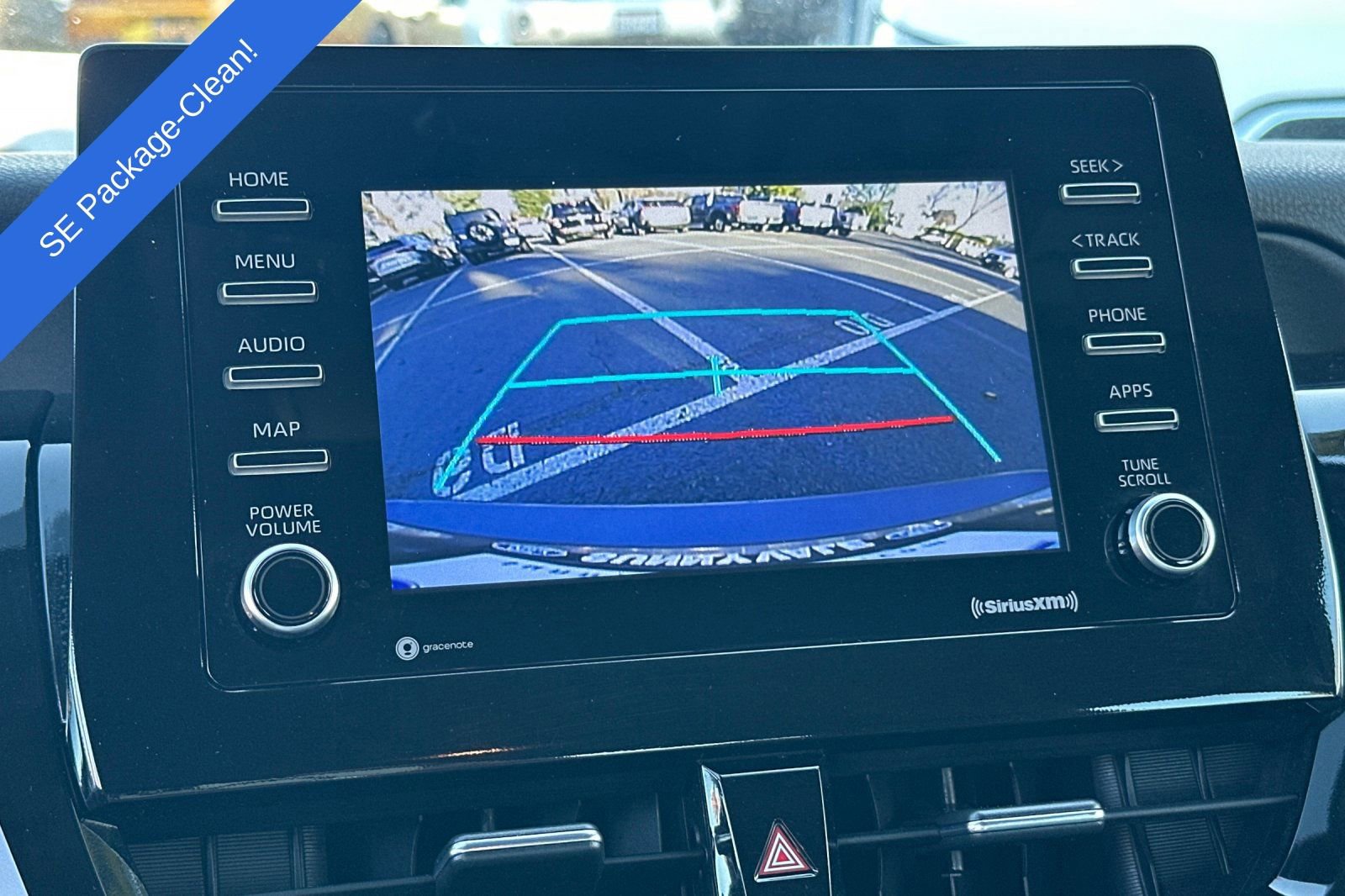 Used 2024 Toyota Camry SE image 17