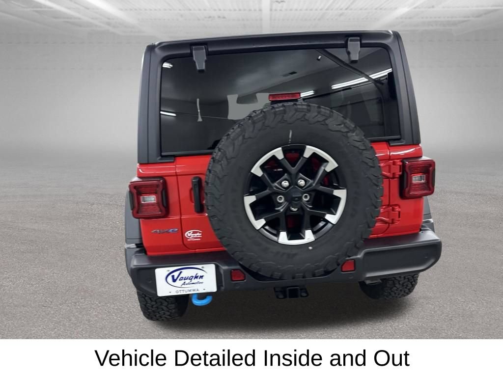 Used 2025 Jeep Wrangler Unlimited Rubicon 4xe w/ Safety Group AWD/4WD image 11