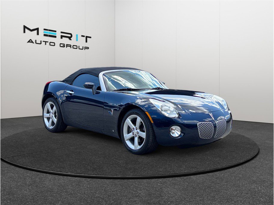 Used 2007 Pontiac Solstice Convertible w/ Preferred Package RWD image 1