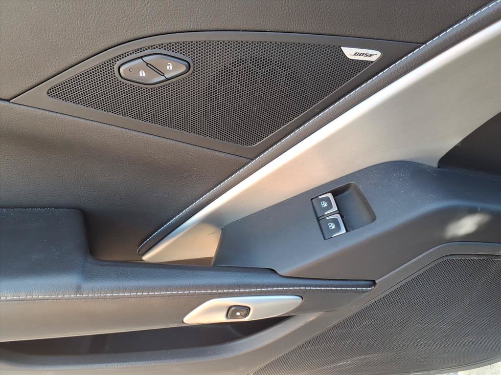 Used 2019 Chevrolet Corvette Stingray Coupe w/ 1LT RWD image 20