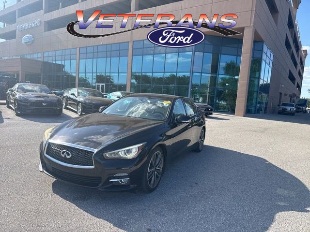 Used 2017 INFINITI Q50 3.0t Premium w/ Driver Assistance Package image 1