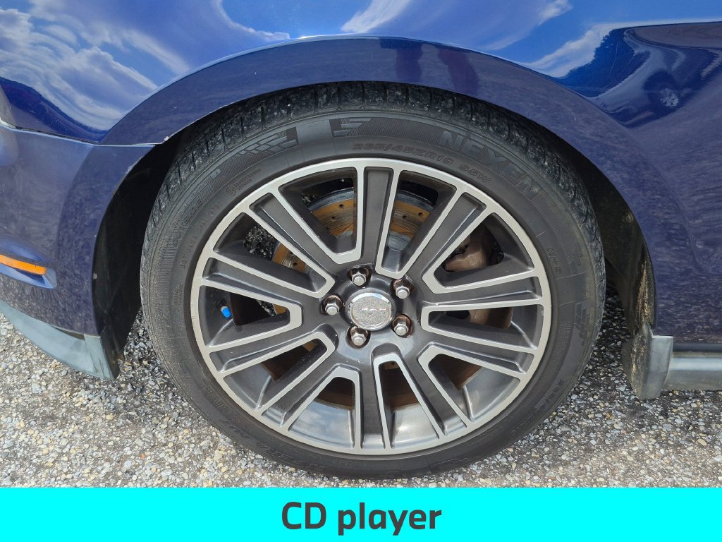 Used 2010 Ford Mustang GT Premium RWD image 12
