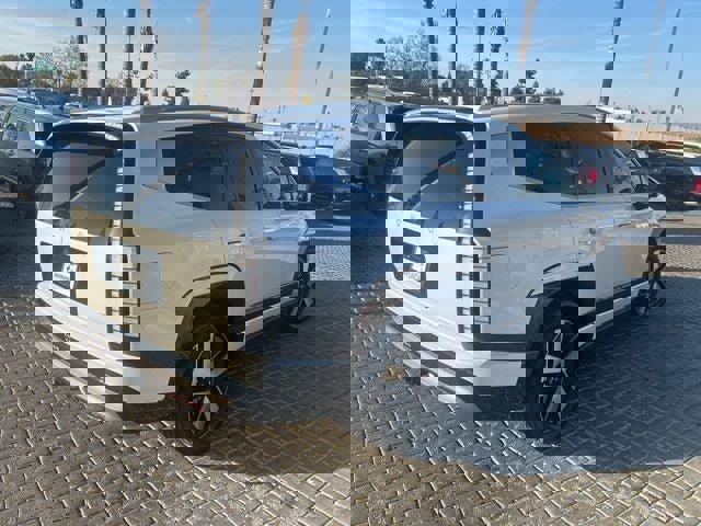 New 2026 Hyundai Ioniq 9 SEL w/ Tow & Go Package image 4