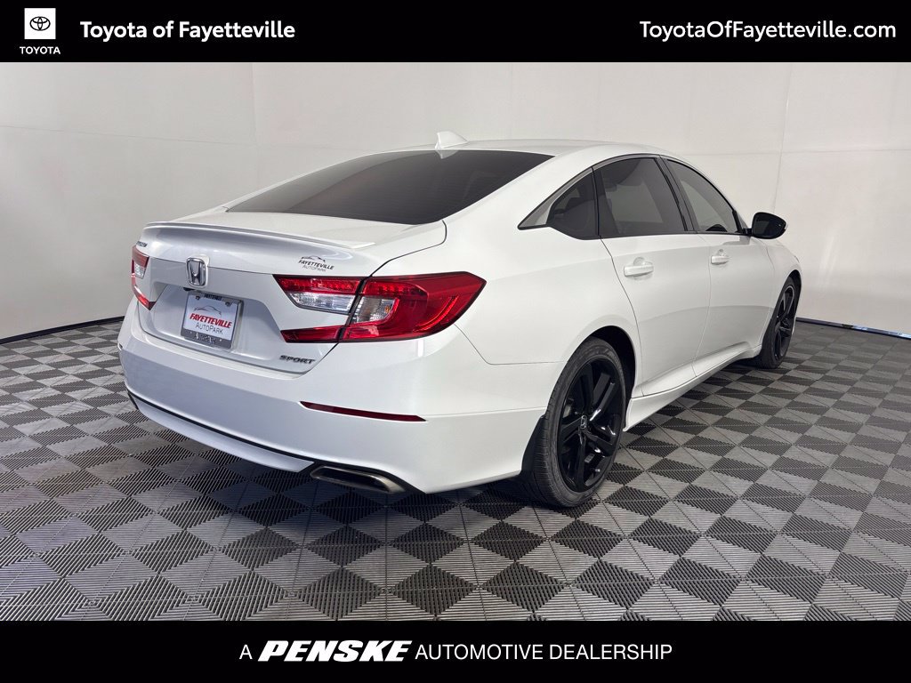 Used 2018 Honda Accord Sport image 13