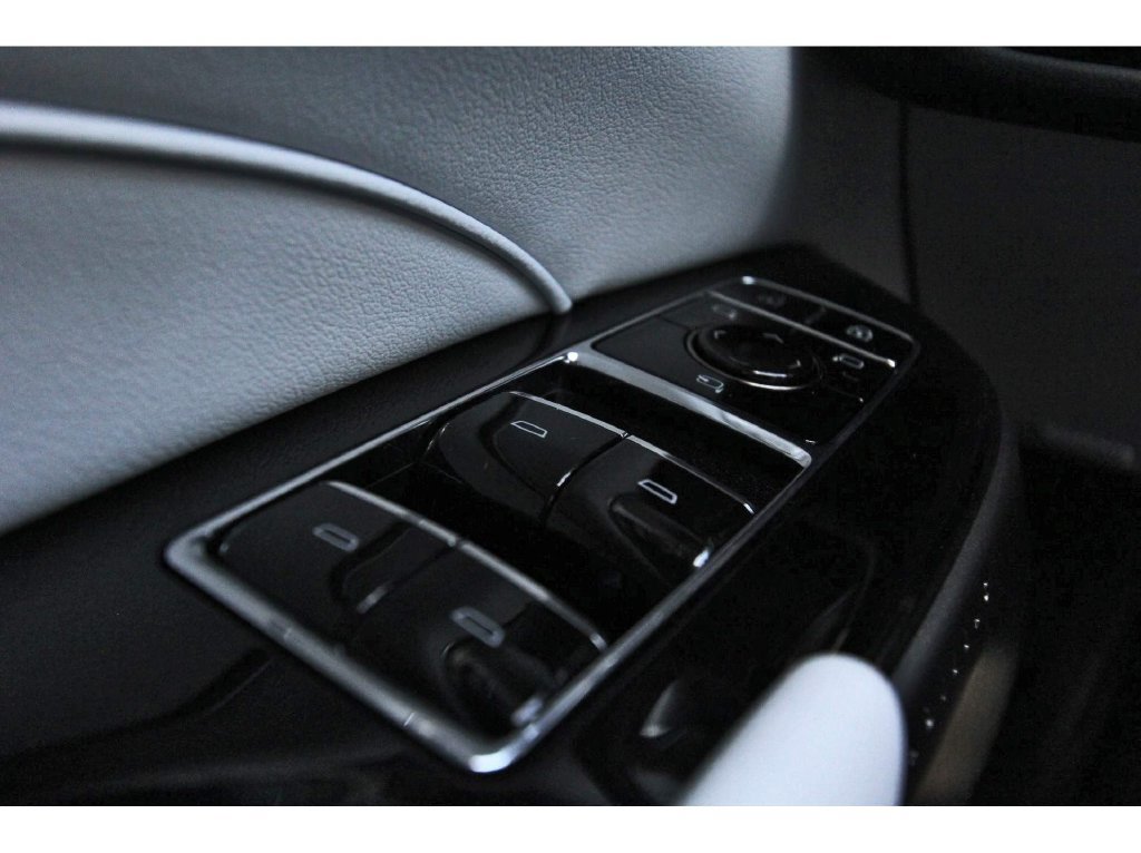 New 2027 Cadillac Lyriq Luxury AWD/4WD image 15