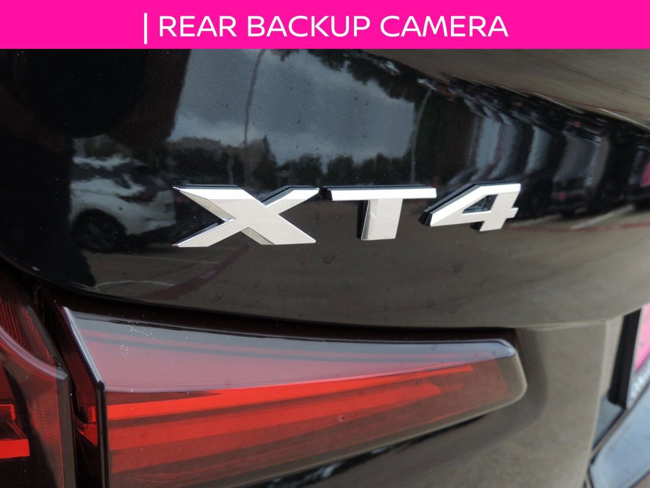 Used 2019 Cadillac XT4 Premium Luxury w/ Cold Weather Package FWD image 11