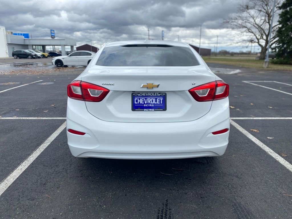 Used 2018 Chevrolet Cruze LT image 6