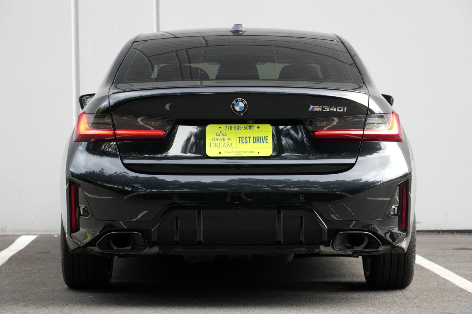 Used 2025 BMW M340i w/ Premium Package RWD image 11