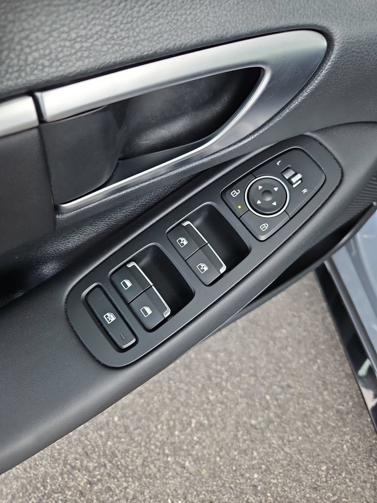 Used 2024 Hyundai Sonata SEL FWD image 27