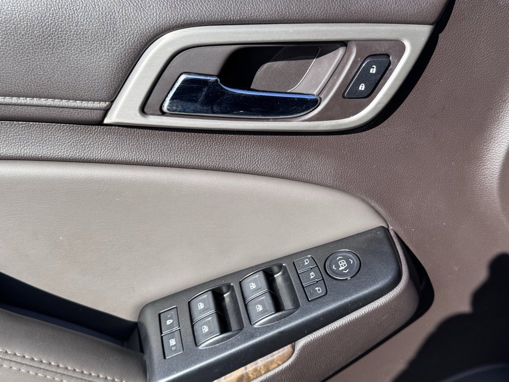 Used 2016 GMC Yukon XL Denali w/ Open Road Package image 27