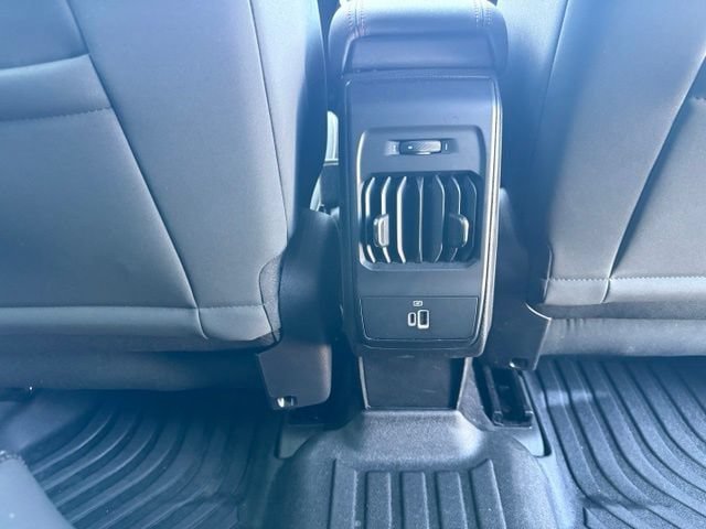 Used 2024 Dodge Hornet R/T AWD/4WD image 12