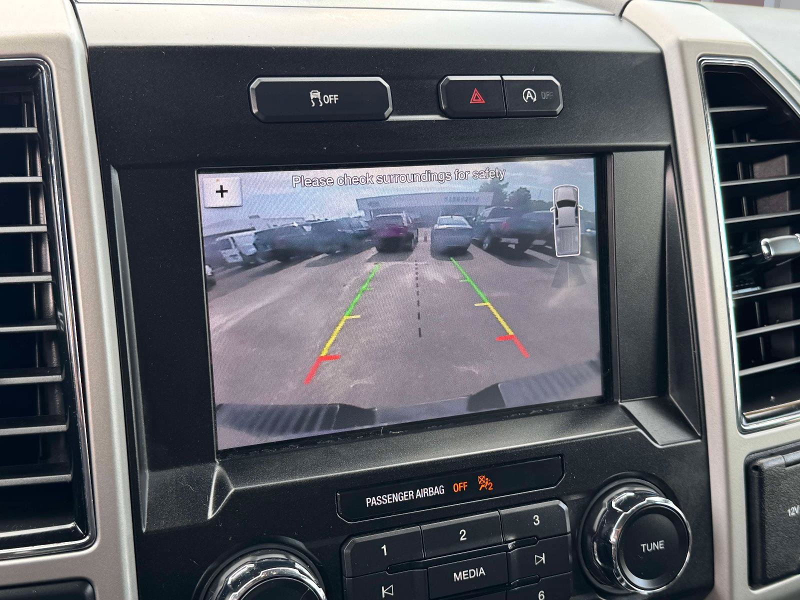 Used 2019 Ford F150 Lariat AWD/4WD image 26