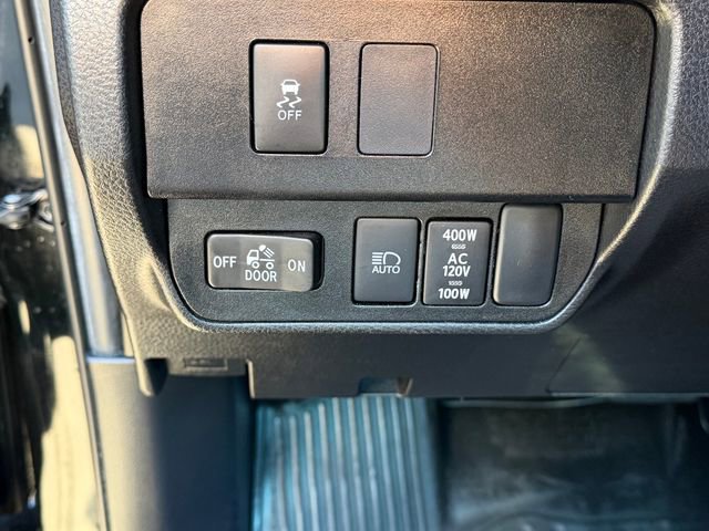 Used 2022 Toyota Tacoma TRD Sport w/ Technology Package image 12