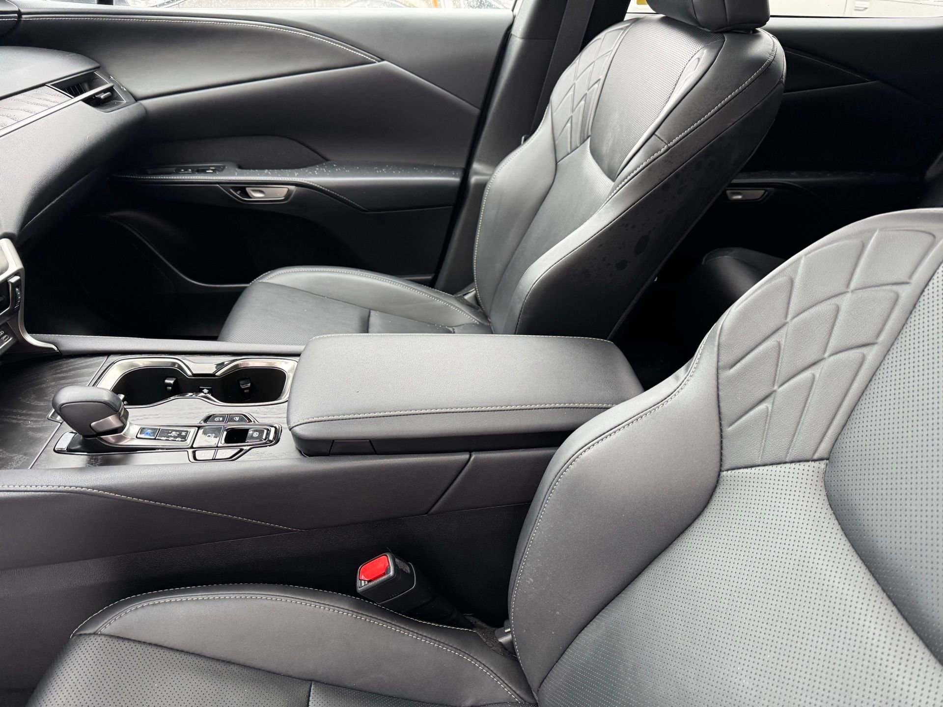 Used 2023 Lexus RX 350 Premium w/ Accessory Package (Z1) image 13