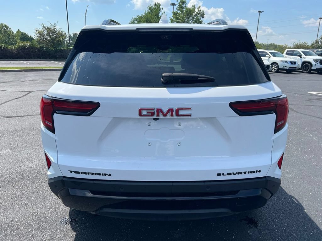 Used 2025 GMC Terrain Elevation FWD image 4
