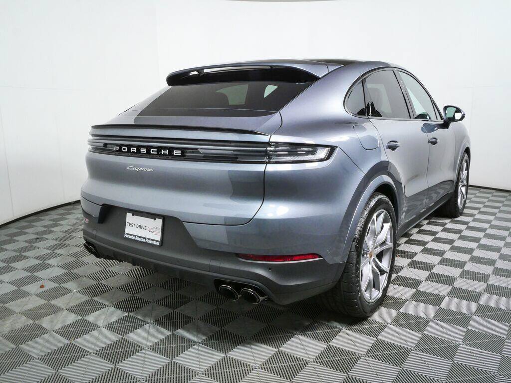 New 2026 Porsche Cayenne Coupe AWD/4WD image 30