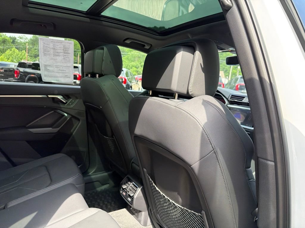 Used 2025 Audi Q3 2.0T Premium AWD/4WD image 18