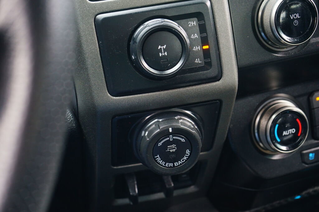 Used 2019 Ford F150 Raptor w/ Equipment Group 802A Luxury image 23