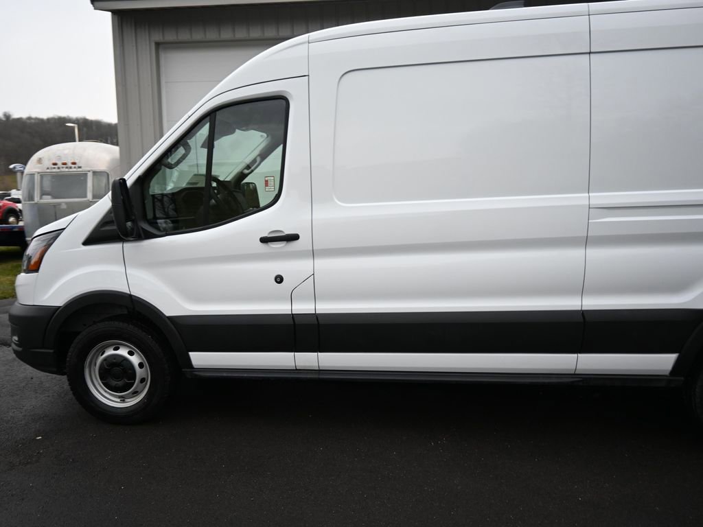 New 2026 Ford Transit 250 148 Medium Roof w/ Load Area Protection Package image 38