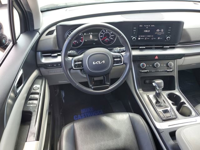 Used 2024 Kia Carnival LX FWD image 11
