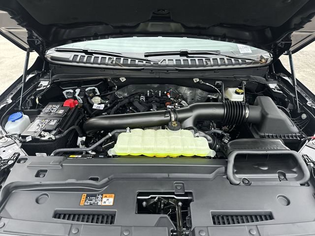 New 2025 Lincoln Navigator L Reserve w/ Jet Appearance Package AWD/4WD image 28